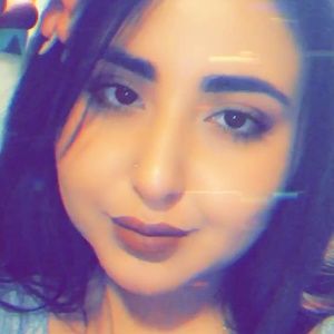 Meet your Posher, Fatima